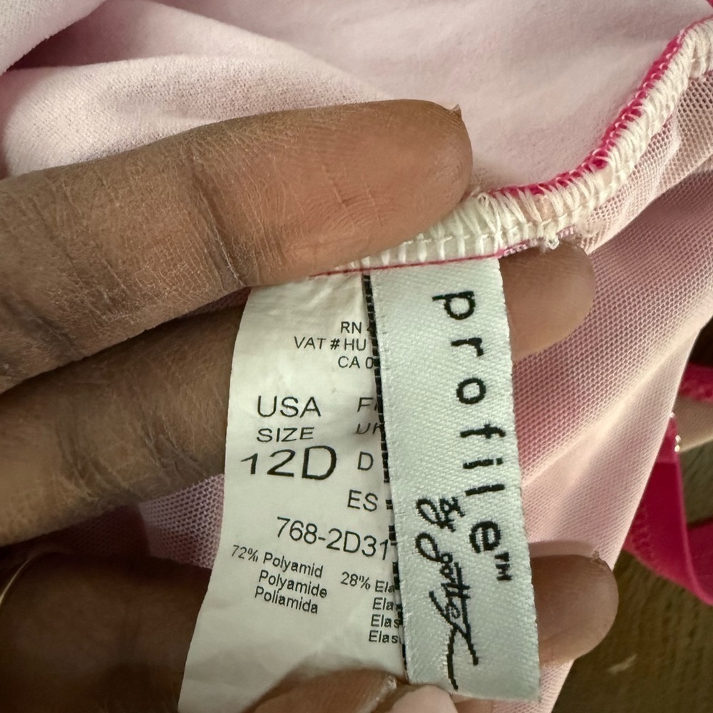 Profile by gottex Vibrant Pink Ruched Swimsuit Size 42D - Picture 6 of 7